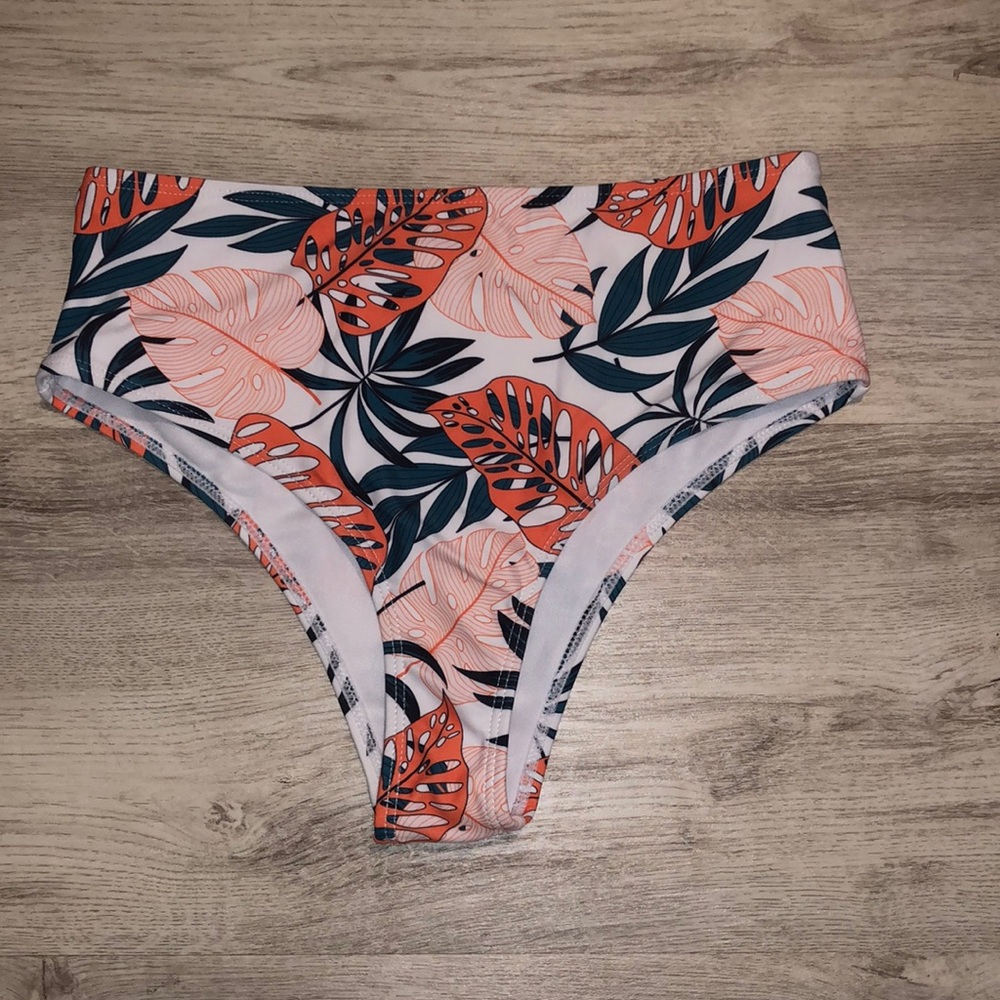 Bathing suit bottoms